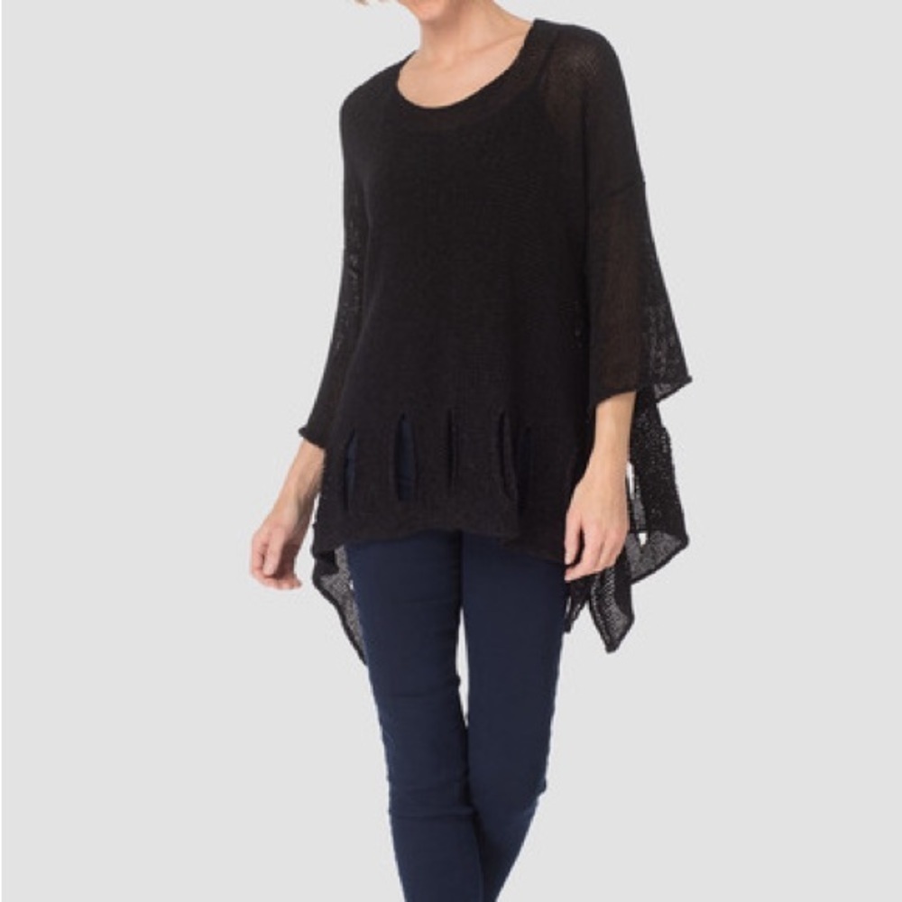 Joseph Ribkoff NWOT Black Tunic - Size L/XL